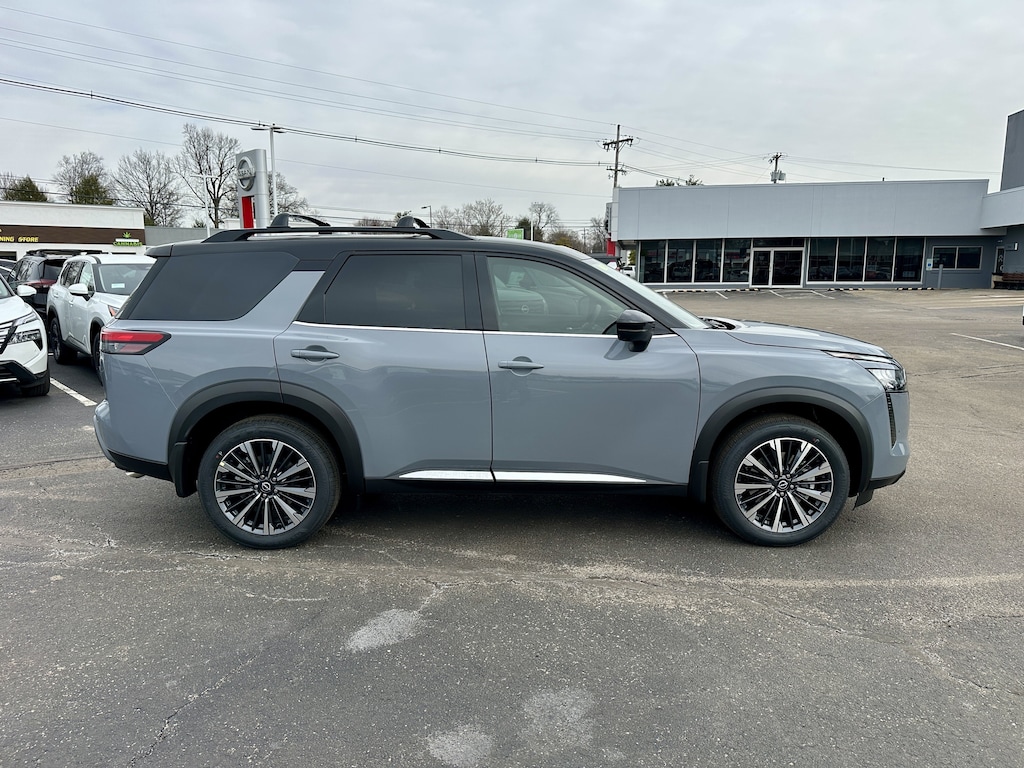 New 2026 Nissan Pathfinder Platinum SUV