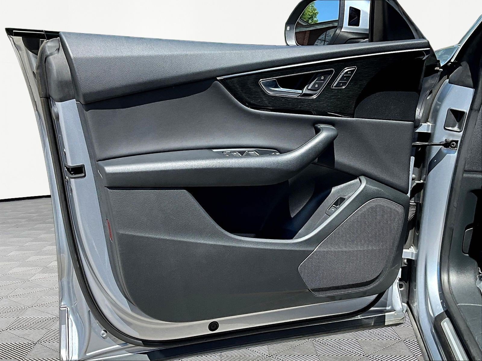 2019 Audi Q8 Premium - Photo 20
