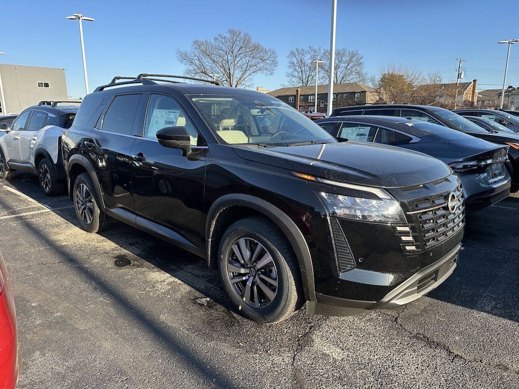 New 2026 Nissan Pathfinder SL SUV