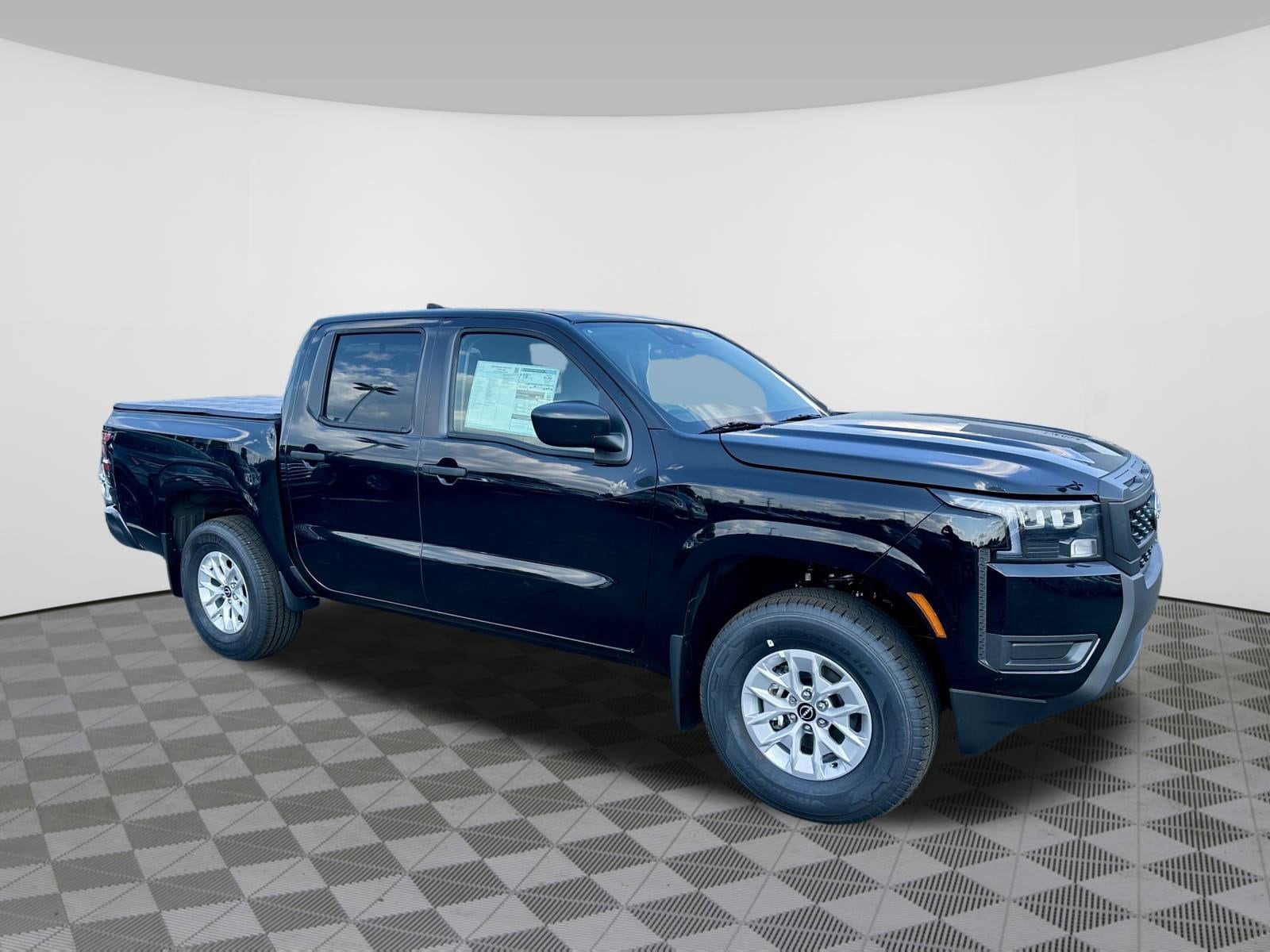 2026 Nissan Frontier S's photo