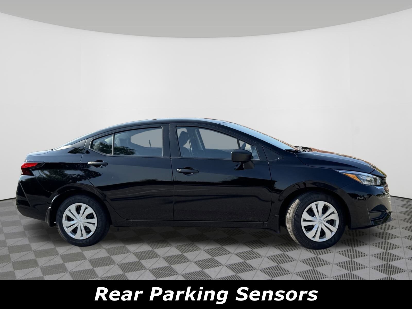 2025 Nissan Versa S photo 2