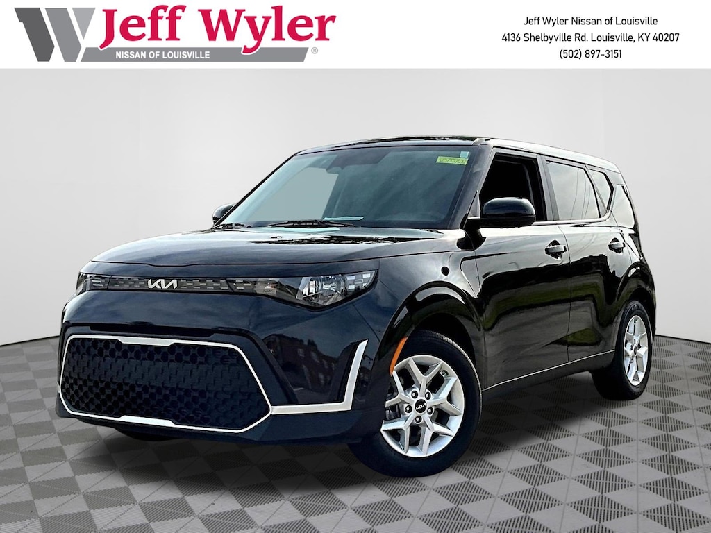 Used 2025 Kia Soul LX FWD Hatchback