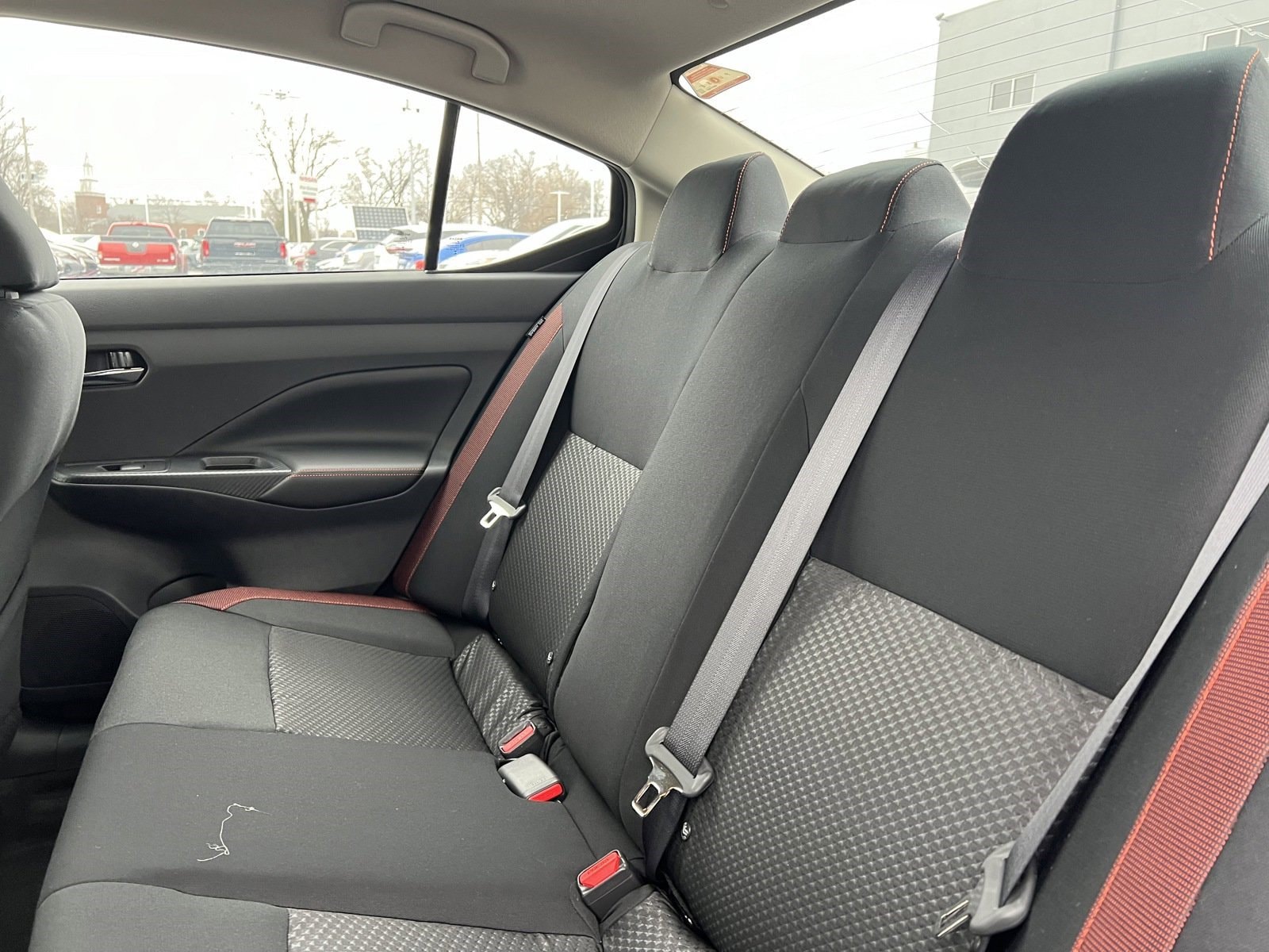 2025 Nissan Versa Sedan SR - Photo 29