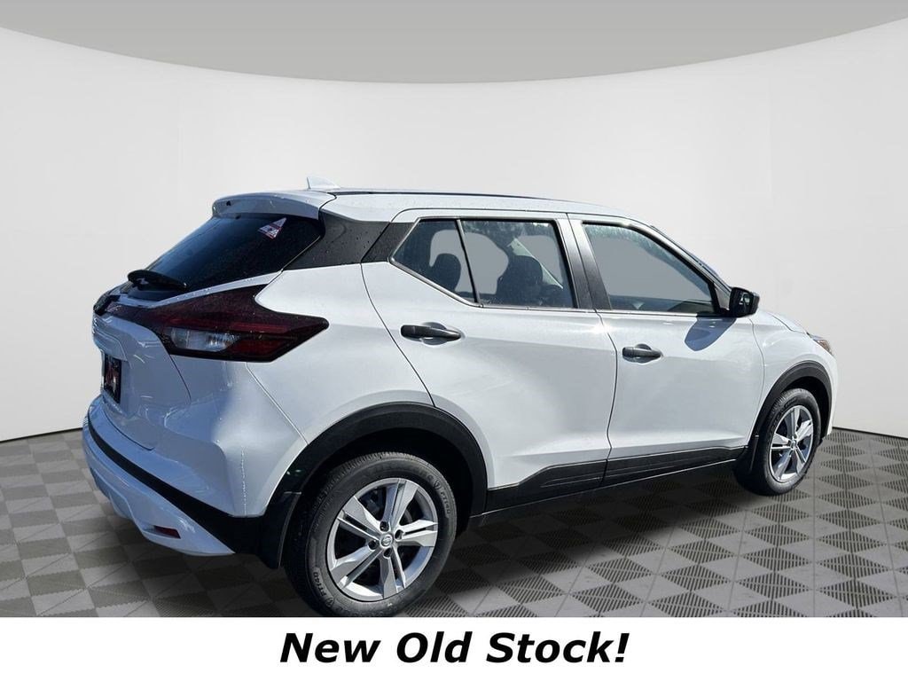 Certified 2025 Nissan Kicks Play S FWD SUV