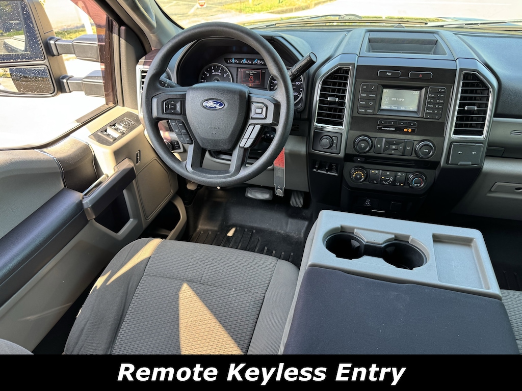 Used 2018 Ford Super Duty F-250 SRW XLT 4WD Crew Cab 6.75 Box Truck Crew Cab