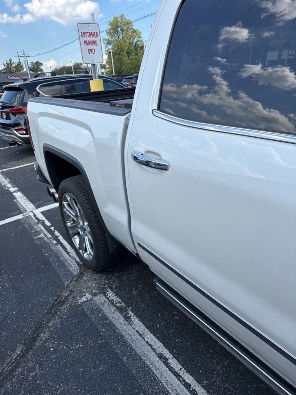 Used 2017 GMC Sierra 1500 4WD Crew Cab 143.5 Denali Truck Crew Cab