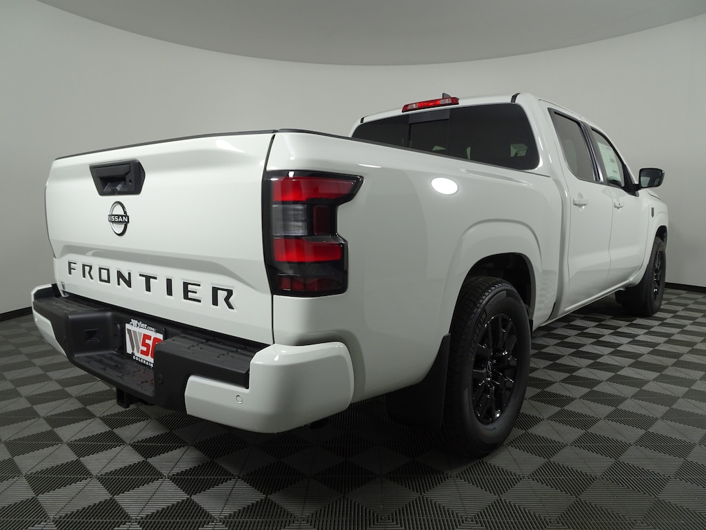 New 2026 Nissan Frontier SV Truck Crew Cab