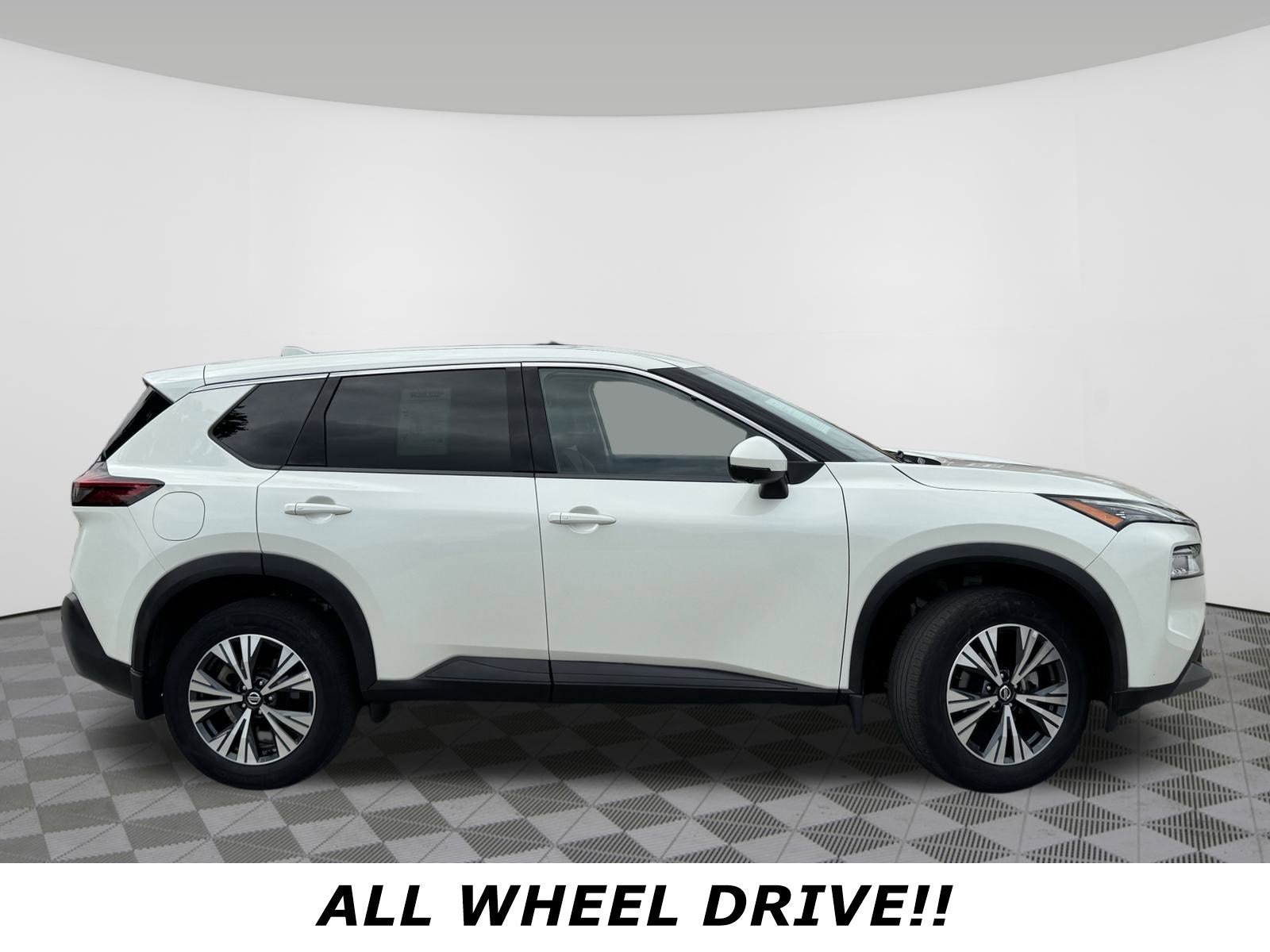 Certified 2021 Nissan Rogue SV with VIN 5N1AT3BBXMC784179 for sale in Louisville, KY