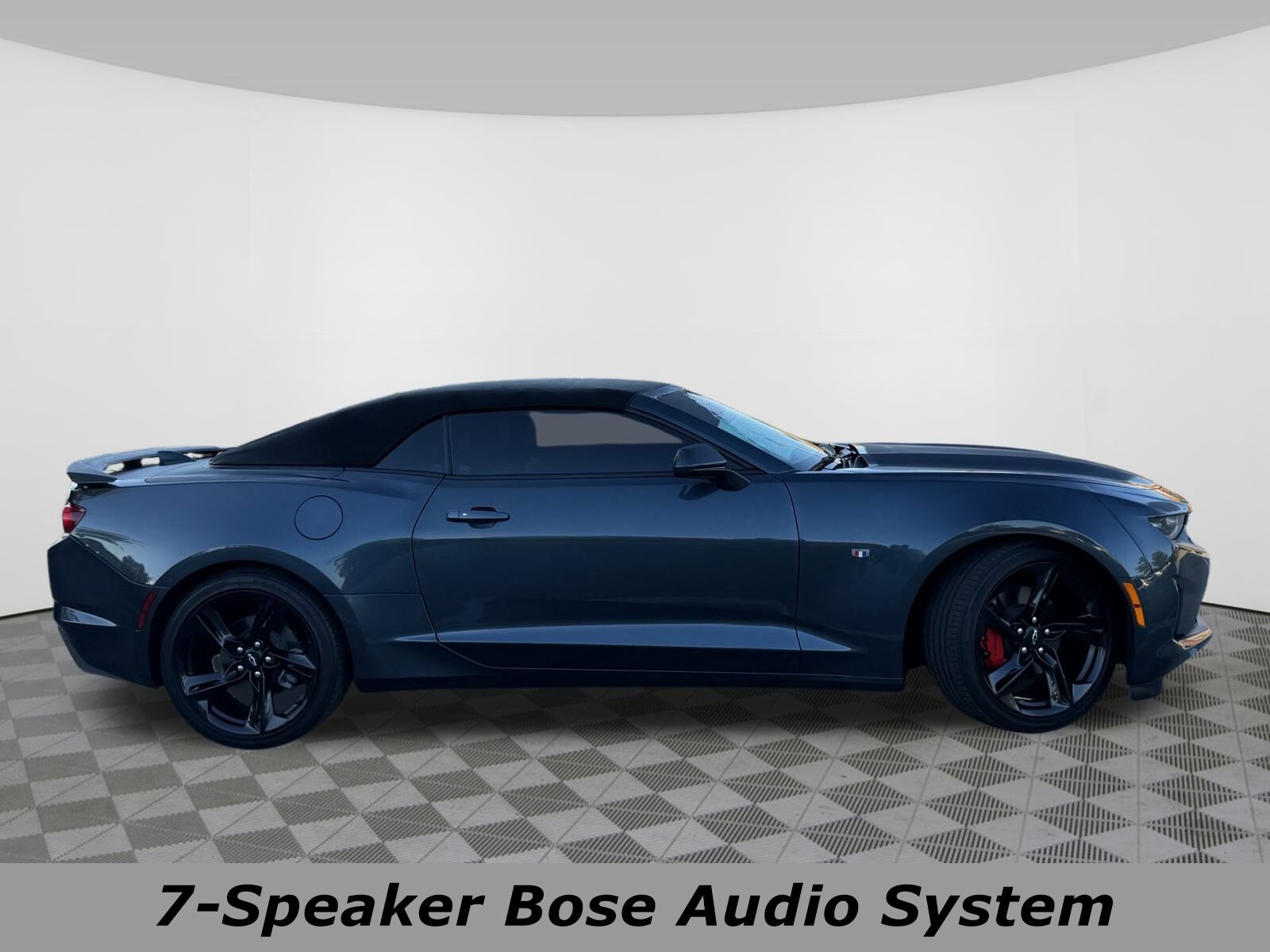 2022 Chevrolet Camaro 2LT photo 2