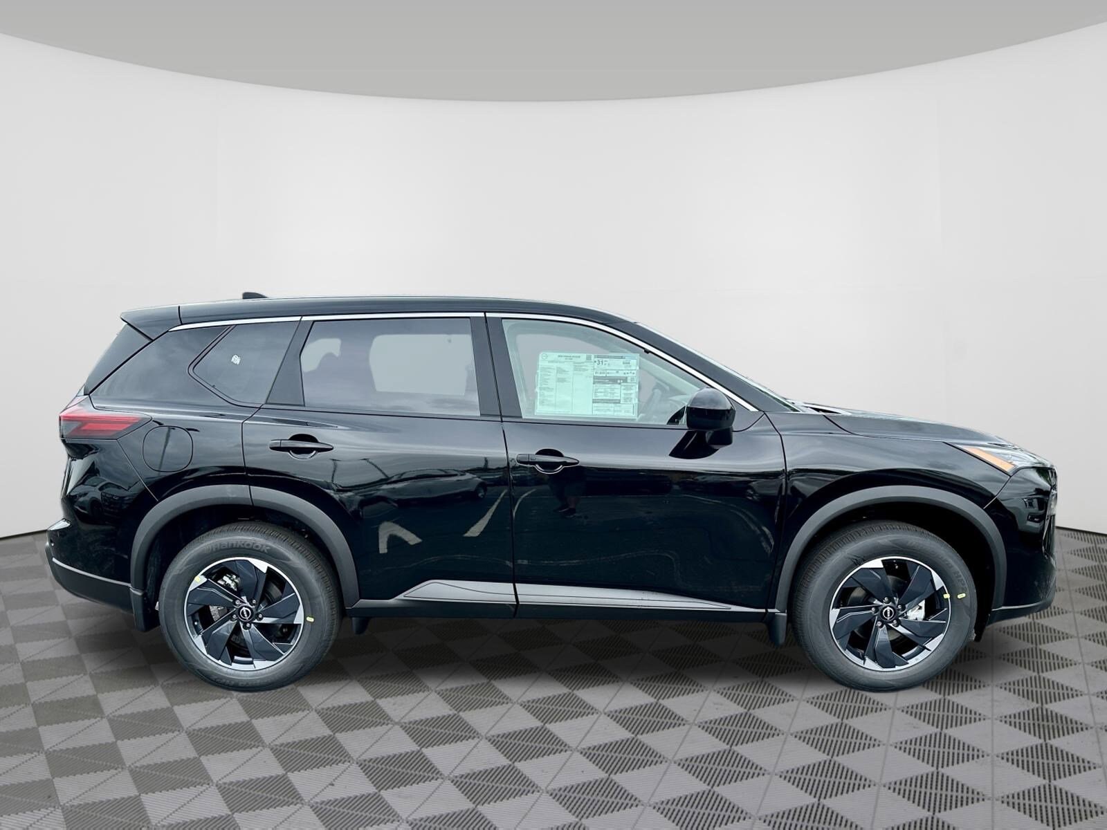 2026 Nissan Rogue SV photo 2