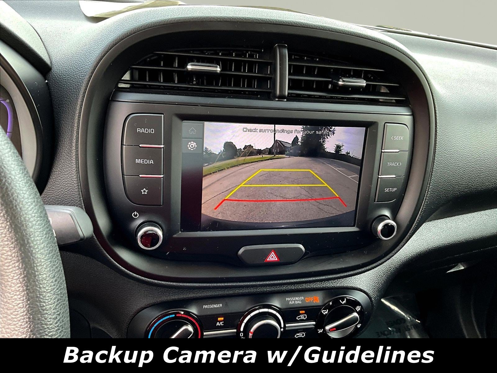 2025 Kia Soul LX - Photo 16