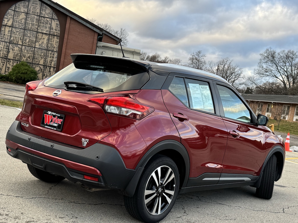 Used 2020 Nissan Kicks SR FWD SUV
