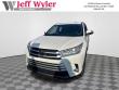 Used 2019 Toyota Highlander SE V6 AWD SUV