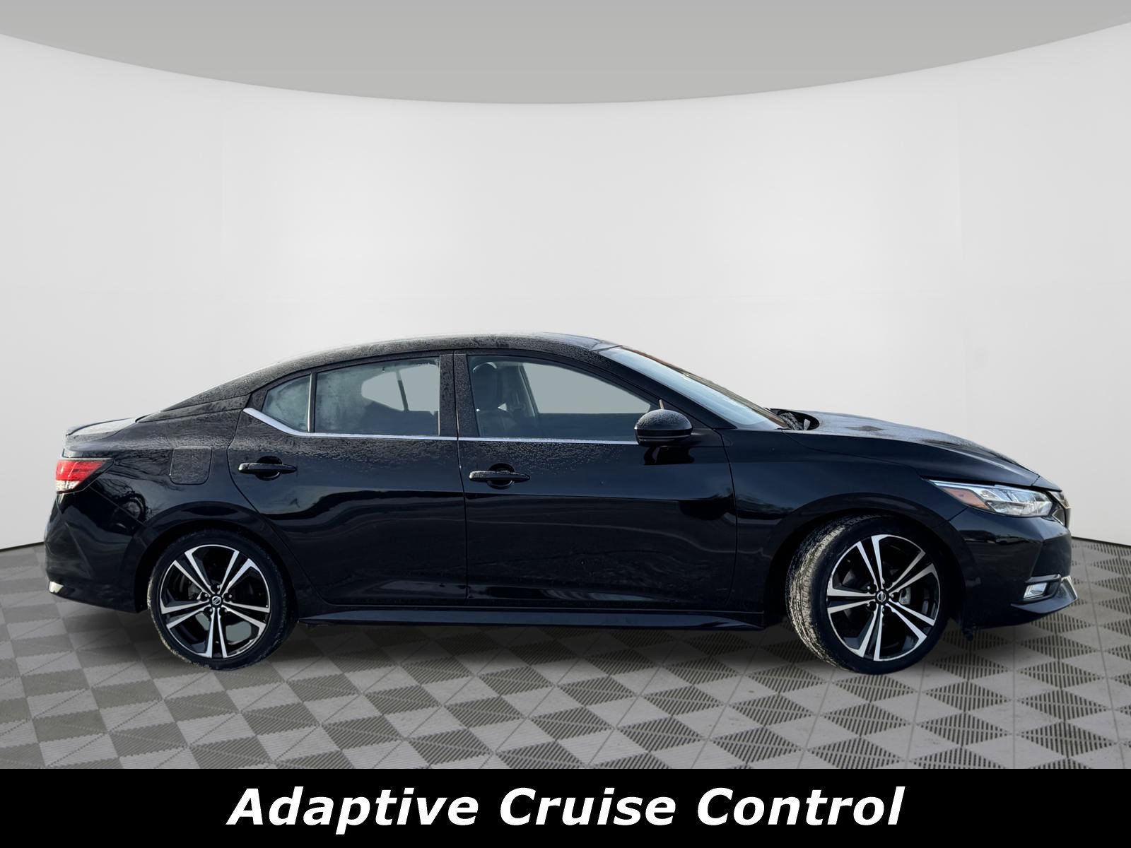 Used 2021 Nissan Sentra SR with VIN 3N1AB8DV3MY331897 for sale in Saint Matthews, KY