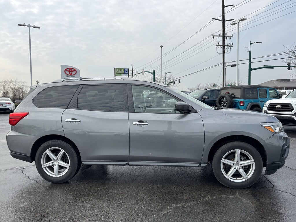 Used 2020 Nissan Pathfinder FWD SL SUV