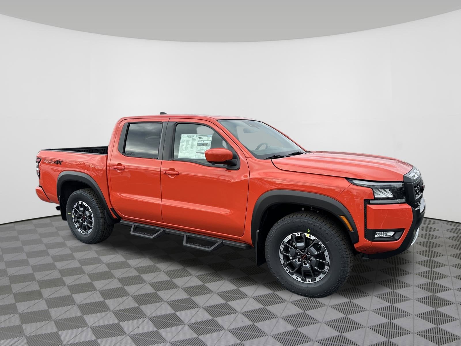 2026 Nissan Frontier PRO-4X's photo