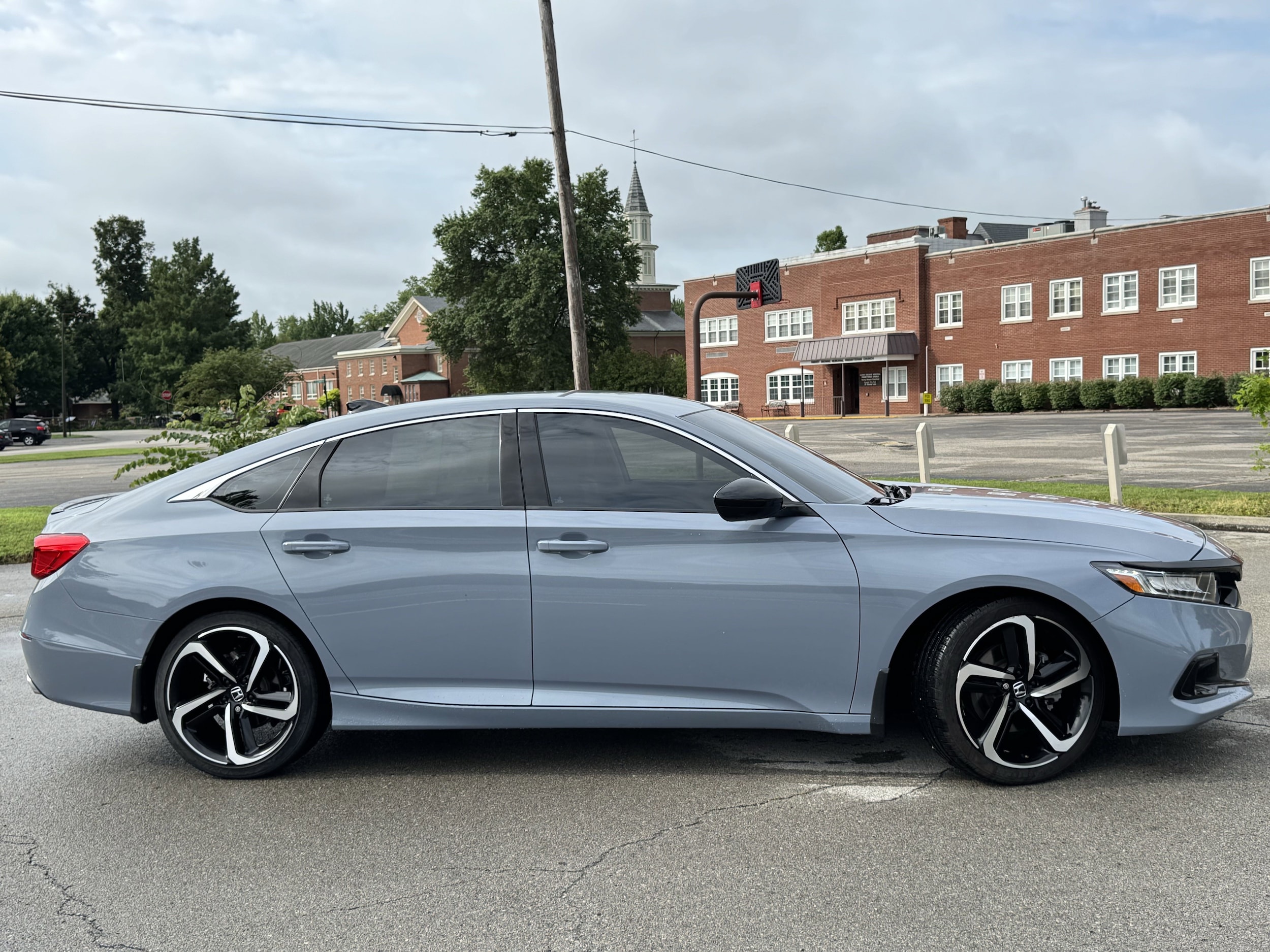 Used 2022 Honda Accord Sport SE with VIN 1HGCV1F44NA063393 for sale in Northfield, Minnesota