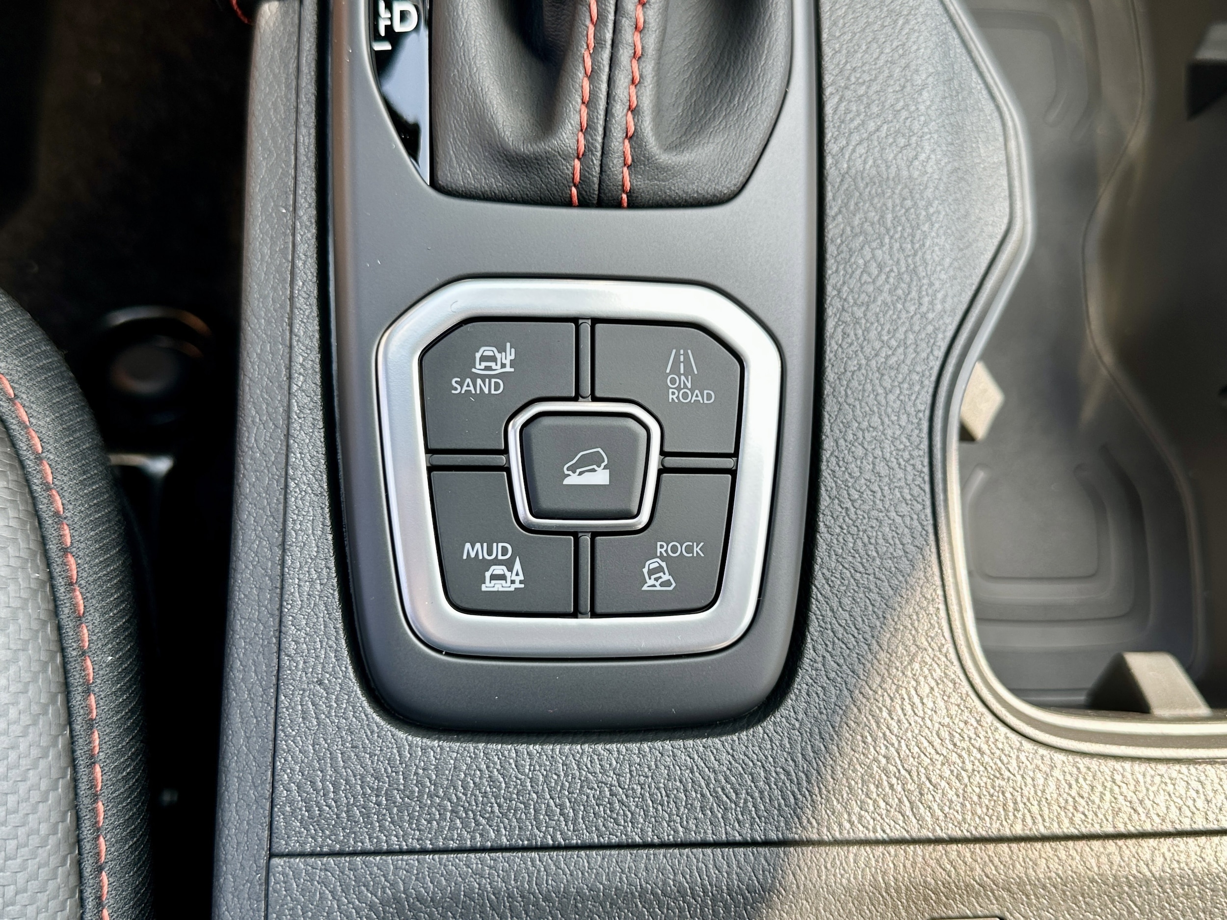 2026 Nissan Frontier PRO-4X - Photo 37