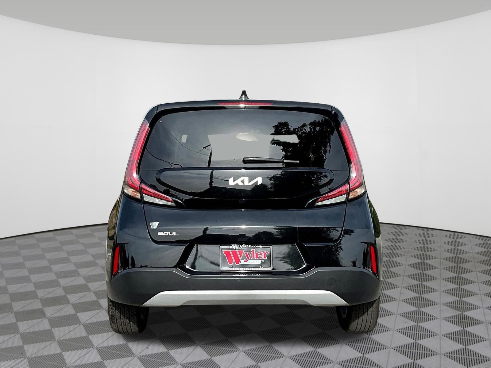 2025 Kia Soul LX - Photo 7