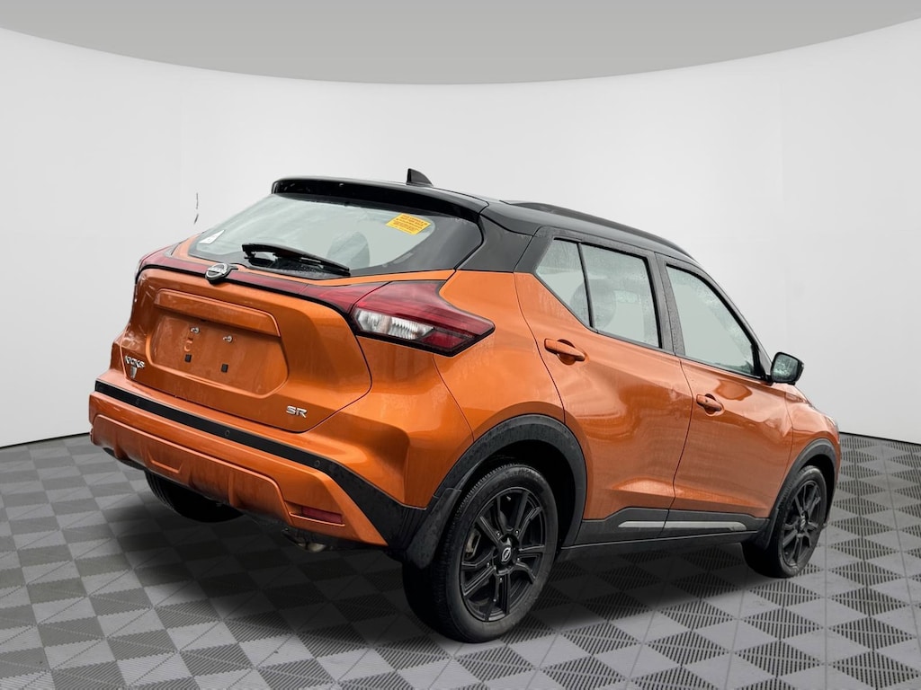 Certified 2023 Nissan Kicks SR FWD SUV