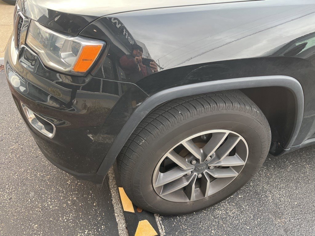 Used 2020 Jeep Grand Cherokee Laredo E 4x4 SUV