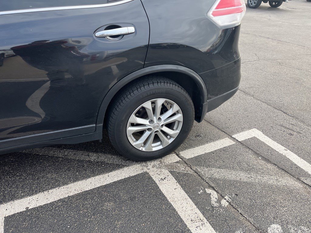 Used 2016 Nissan Rogue AWD 4dr SV SUV