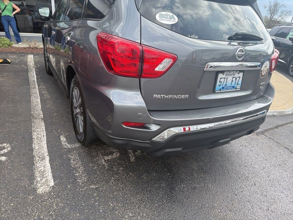 Used 2019 Nissan Pathfinder 4x4 SL SUV
