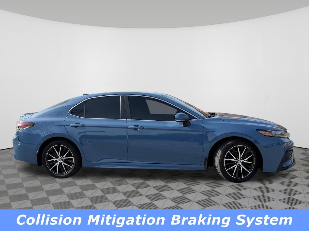 Used 2024 Toyota Camry SE Auto Sedan