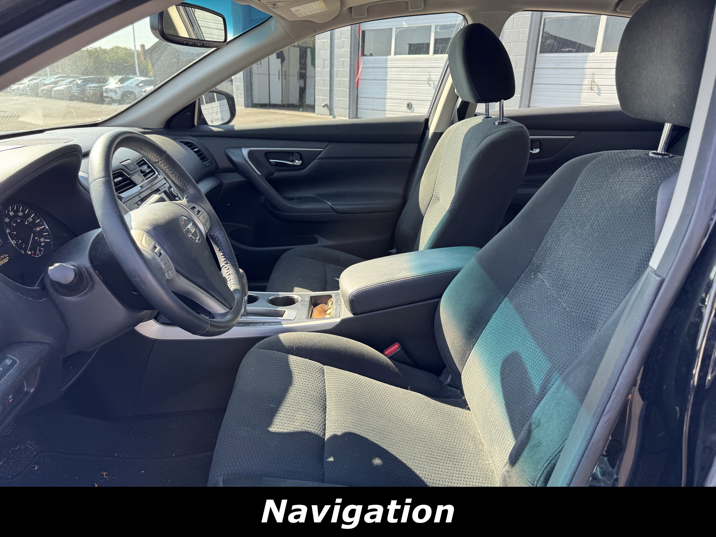 2015 Nissan Altima 2.5 SV photo 3