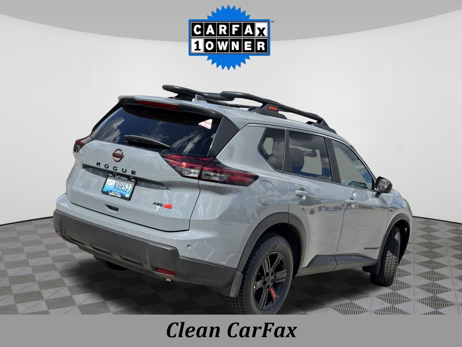 2025 Nissan Rogue AWD photo 3