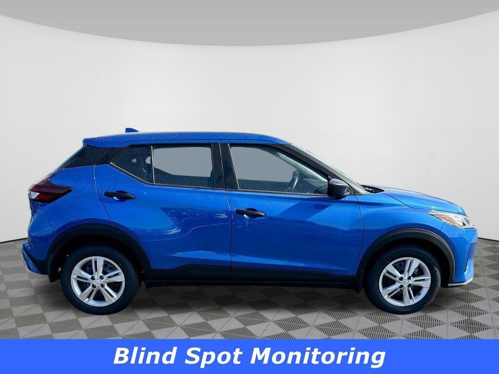 Certified 2025 Nissan Kicks Play S FWD SUV