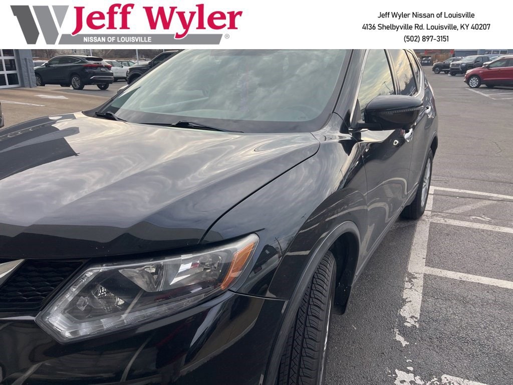 2016 Nissan Rogue SV