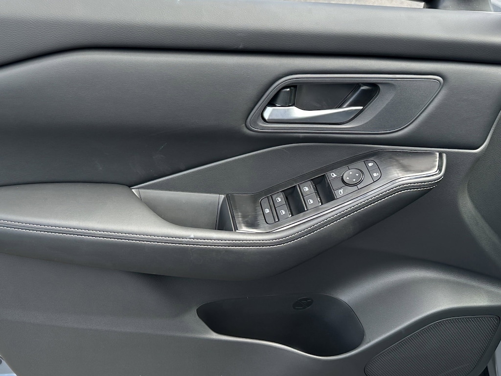 New 2026 Nissan Rogue SV SUV