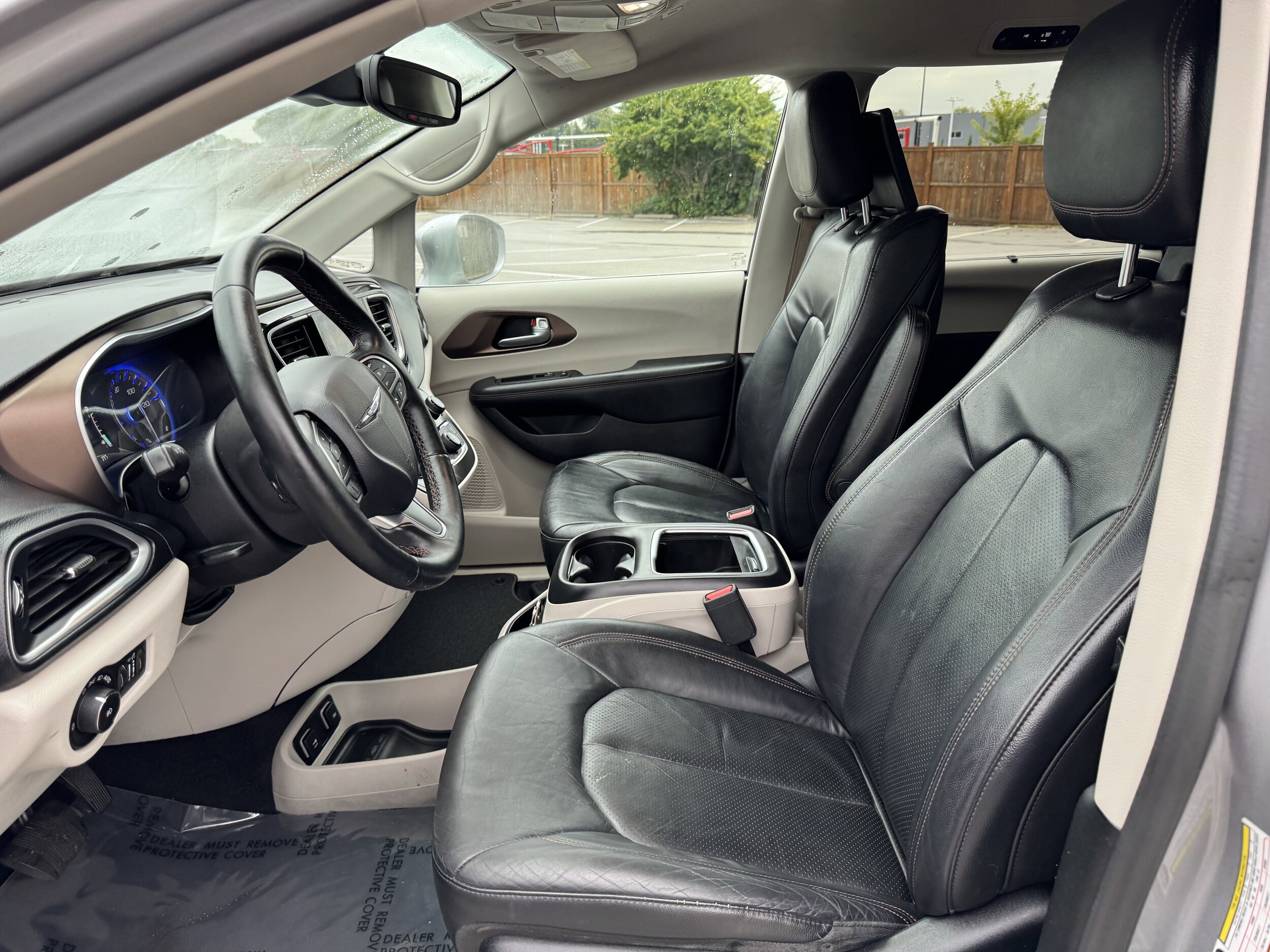 2018 Chrysler Pacifica Touring Plus photo 4