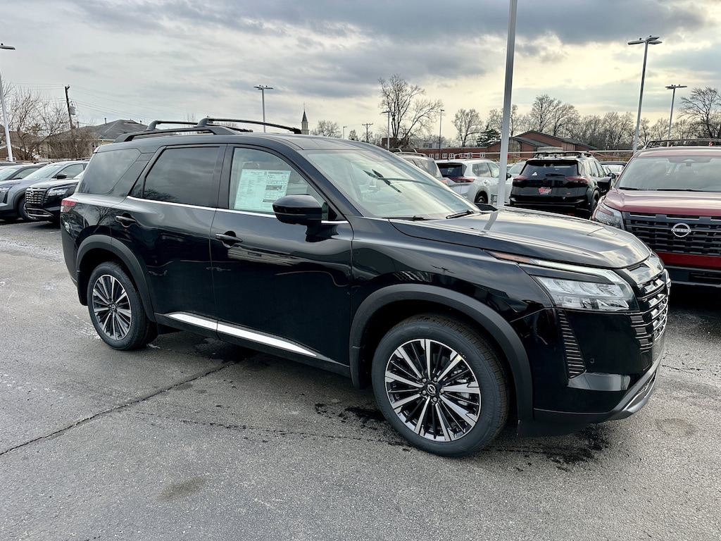 New 2026 Nissan Pathfinder Platinum SUV