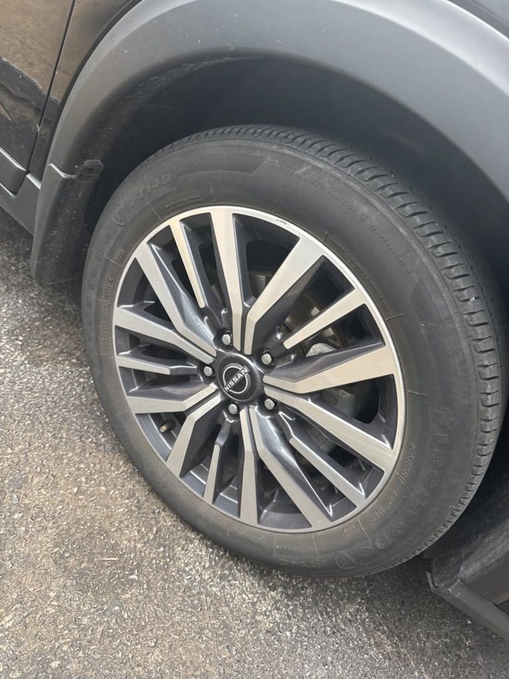 Used 2024 Nissan Kicks SV FWD SUV