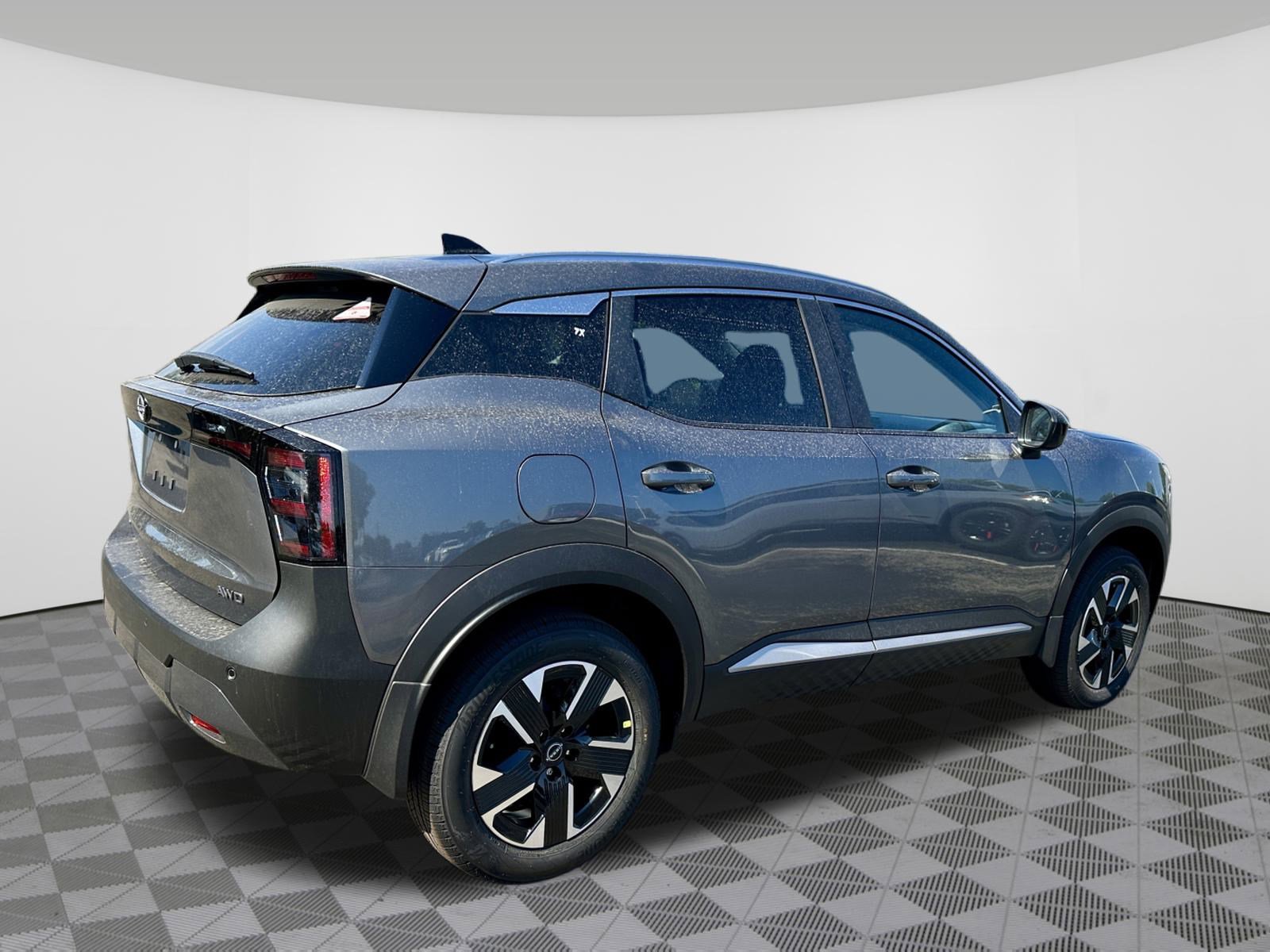 2026 Nissan Kicks SV photo 2