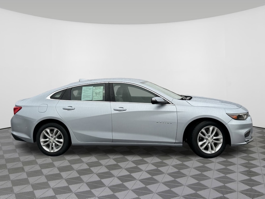 Used 2018 Chevrolet Malibu 4dr Sdn LT w/1LT Sedan