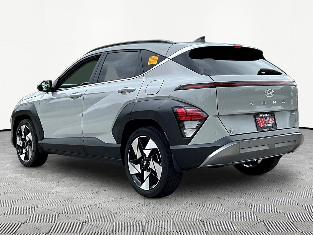Used 2024 Hyundai Kona Limited FWD SUV