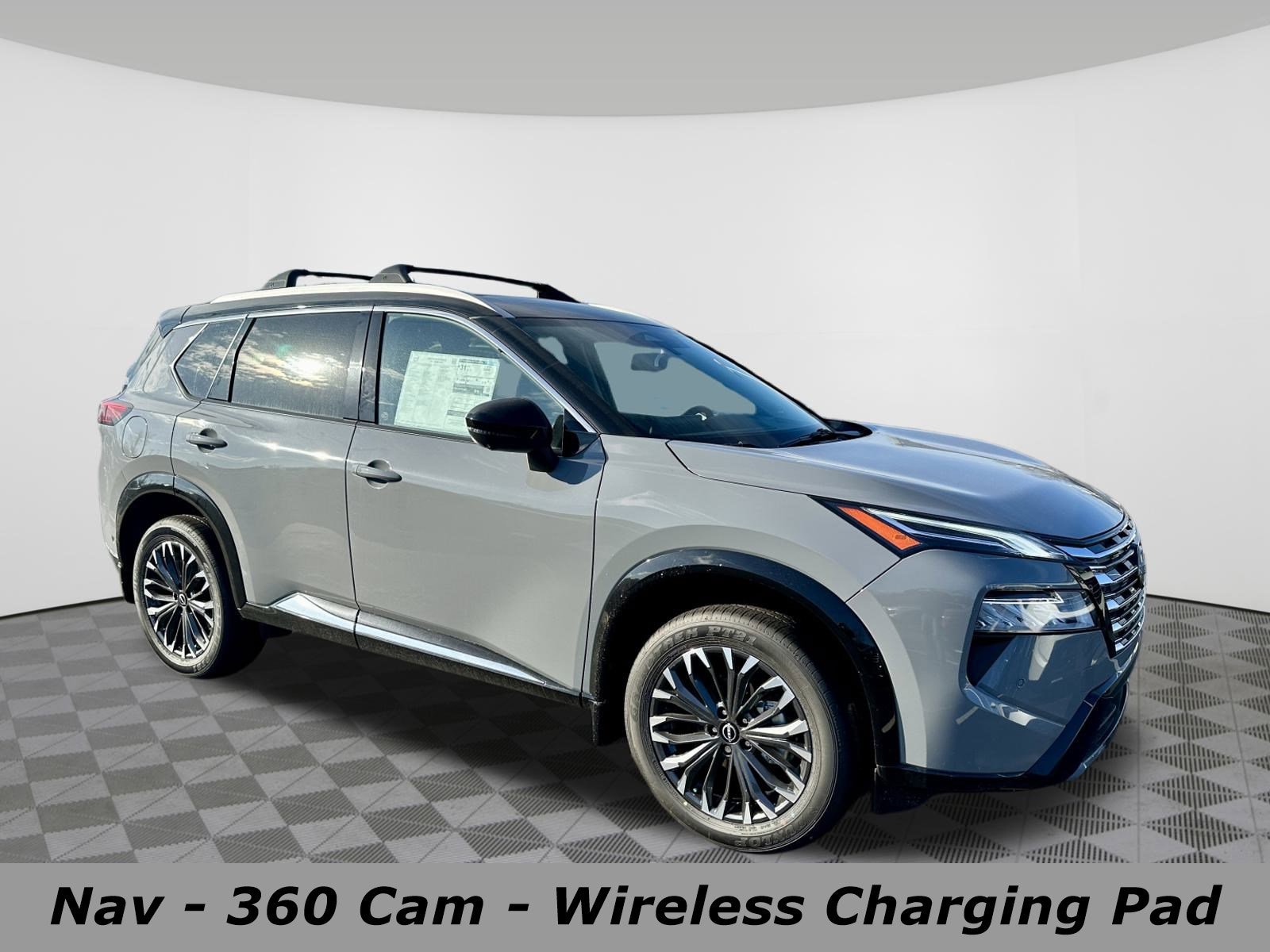 2026 Nissan Rogue Platinum's photo