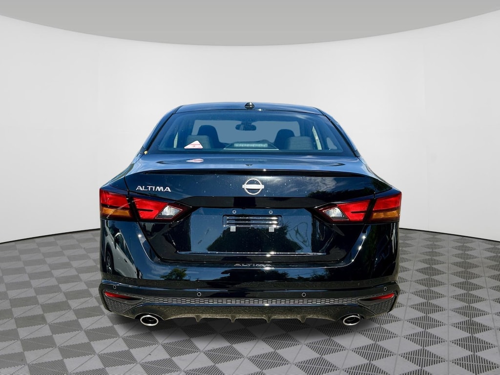 New 2026 Nissan Altima SV Sedan