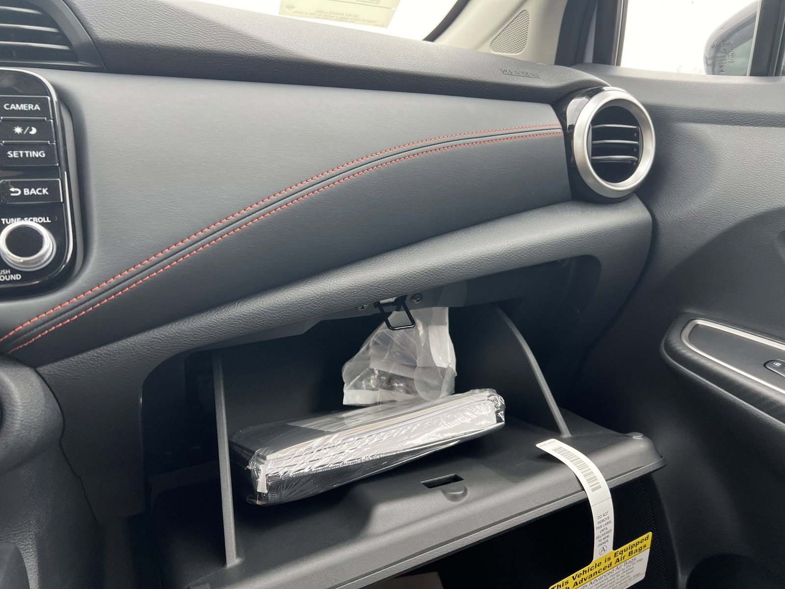 2025 Nissan Versa Sedan SR - Photo 26
