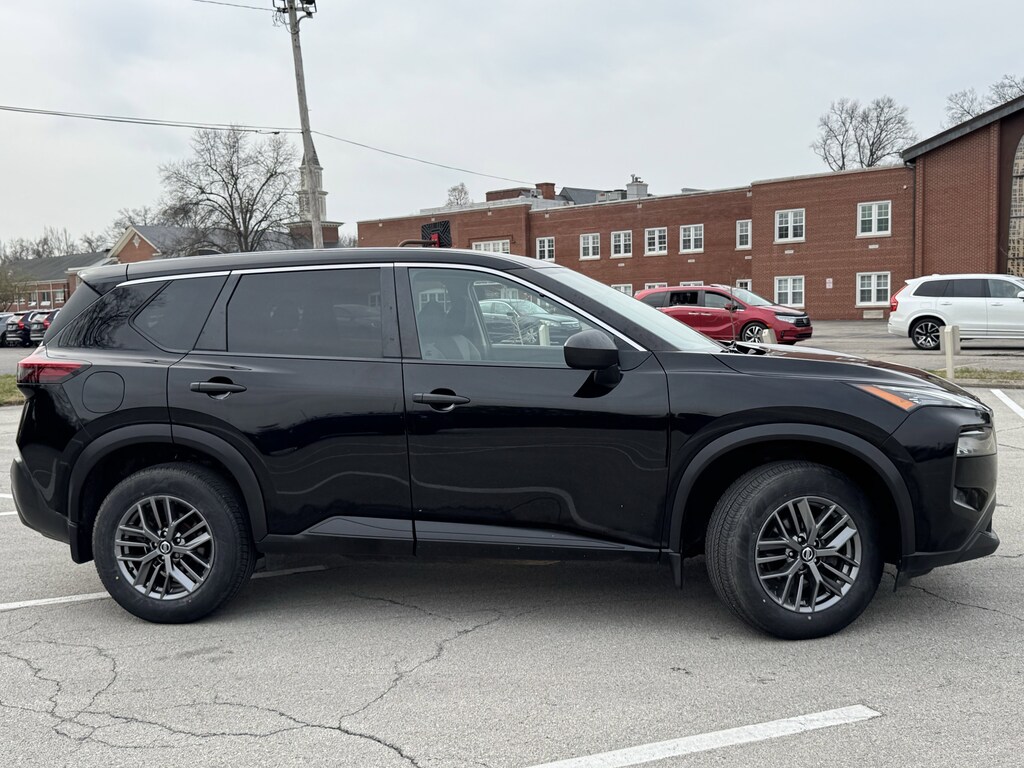 Used 2021 Nissan Rogue AWD S SUV