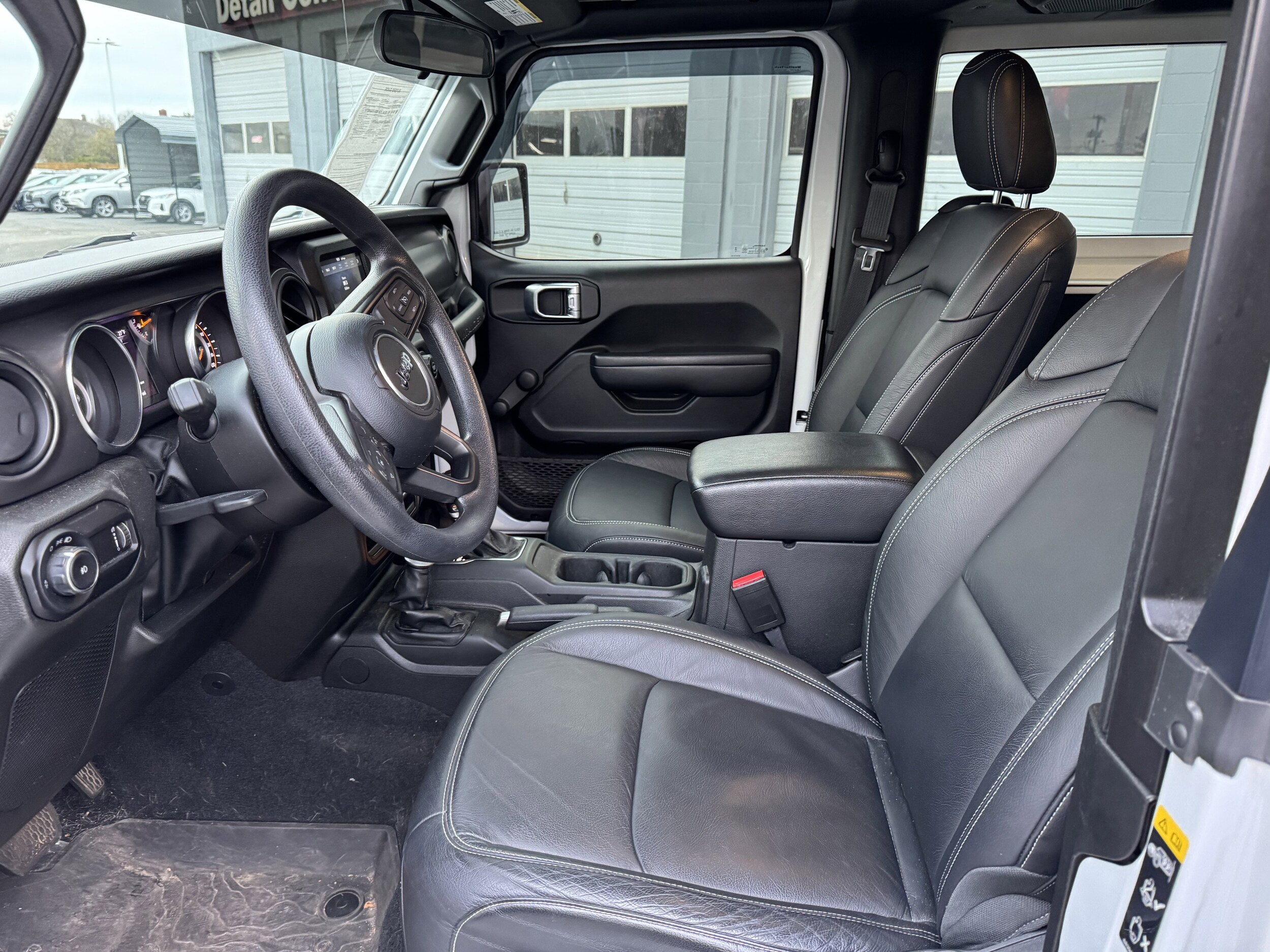 2023 Jeep Wrangler Willys Sport Two-Door photo 4