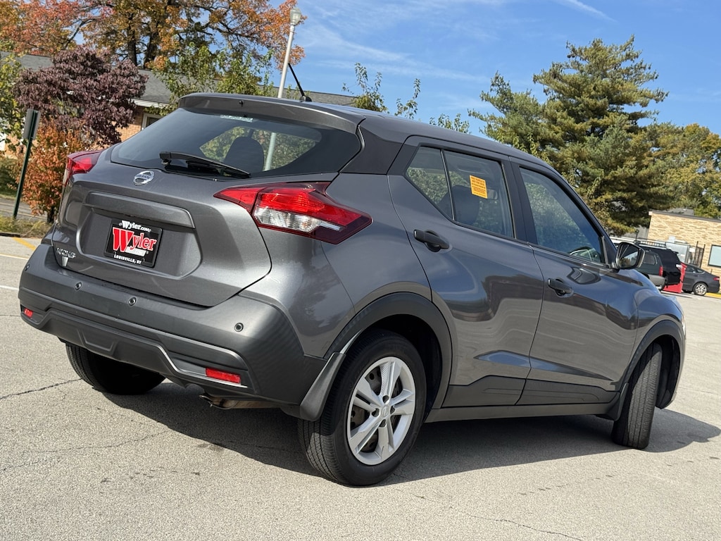 Used 2020 Nissan Kicks S FWD SUV