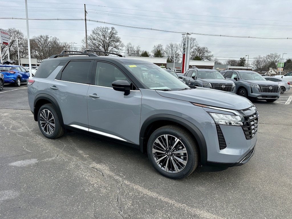 New 2026 Nissan Pathfinder Platinum SUV