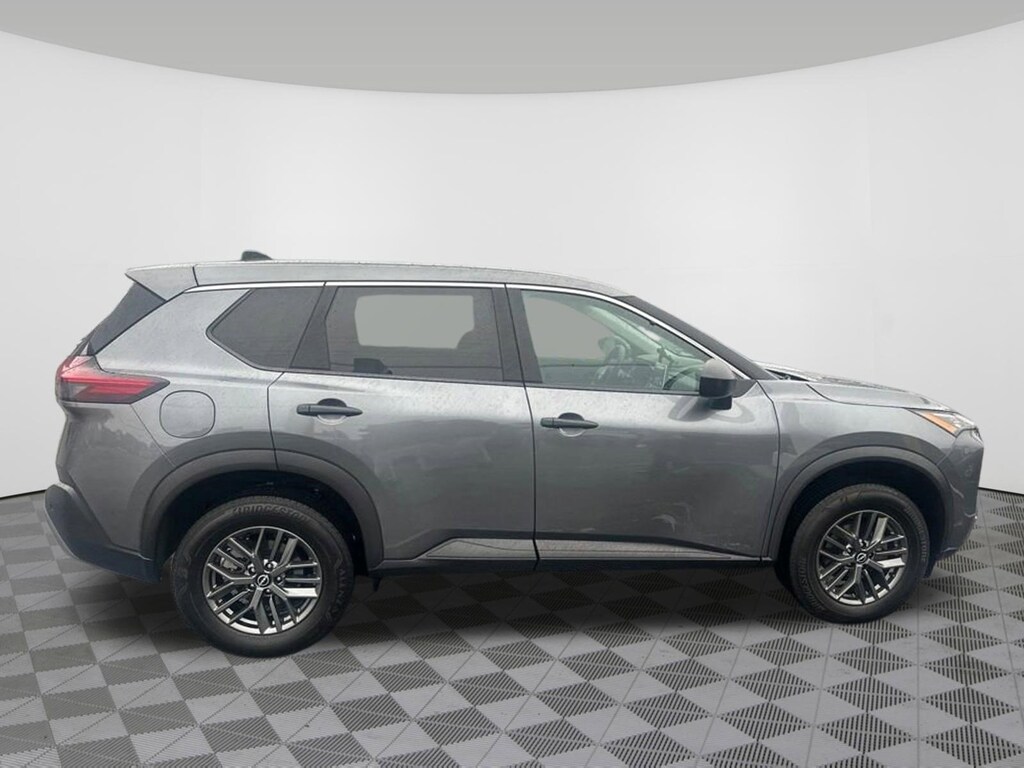 Used 2023 Nissan Rogue FWD S SUV