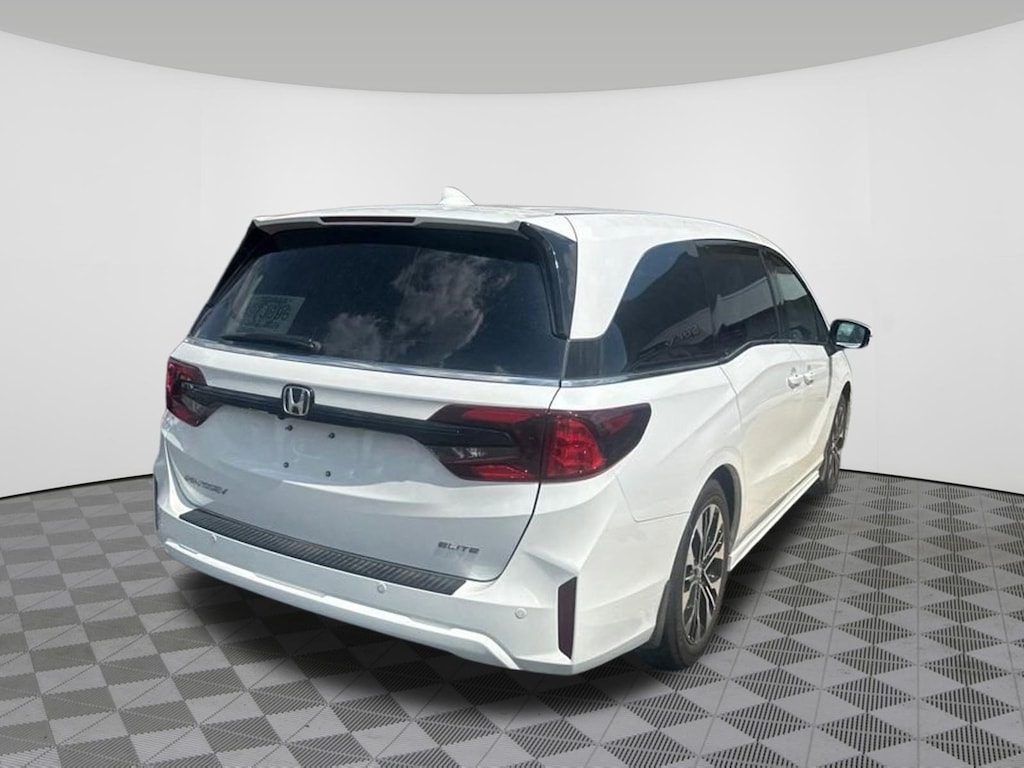 Used 2026 Honda Odyssey Elite Auto Van Passenger