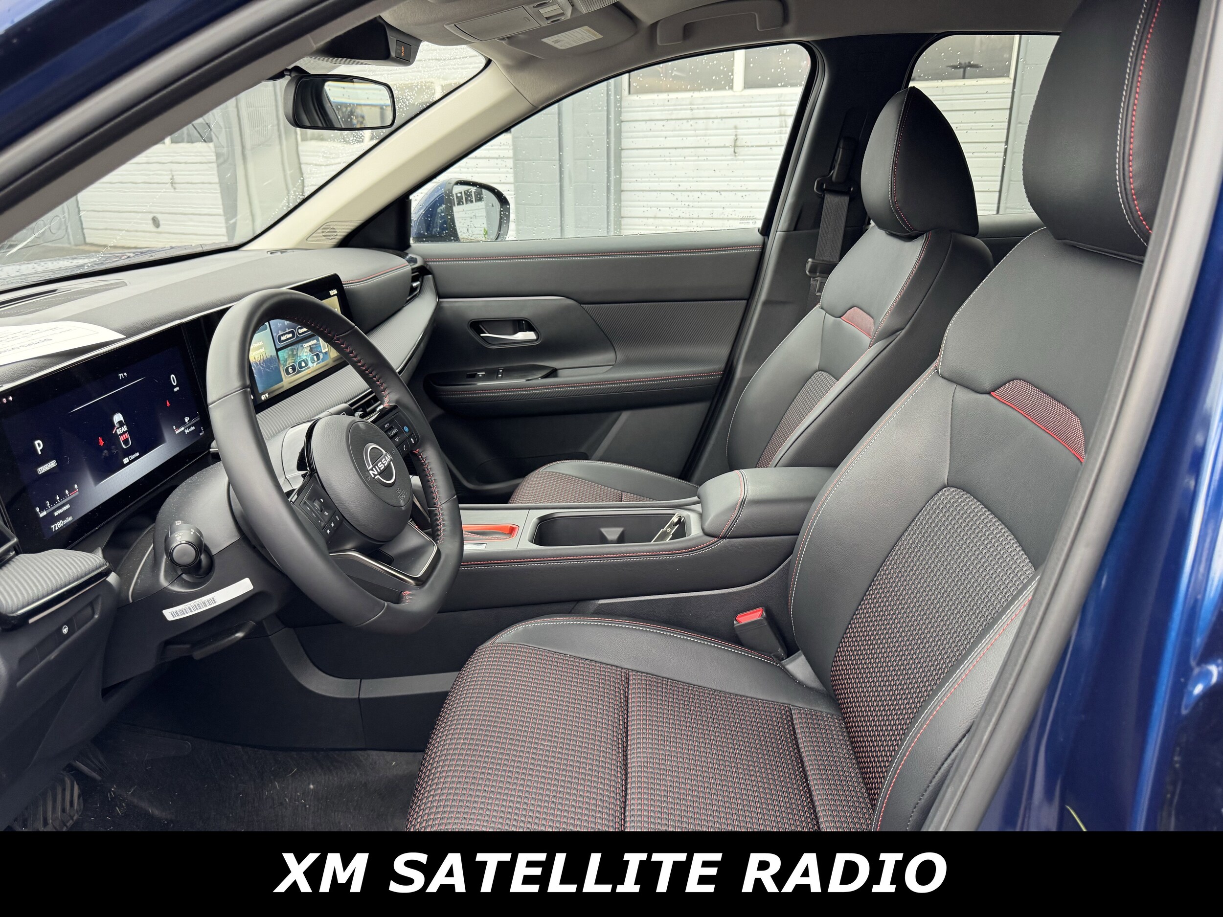 2025 Nissan Kicks SR photo 3