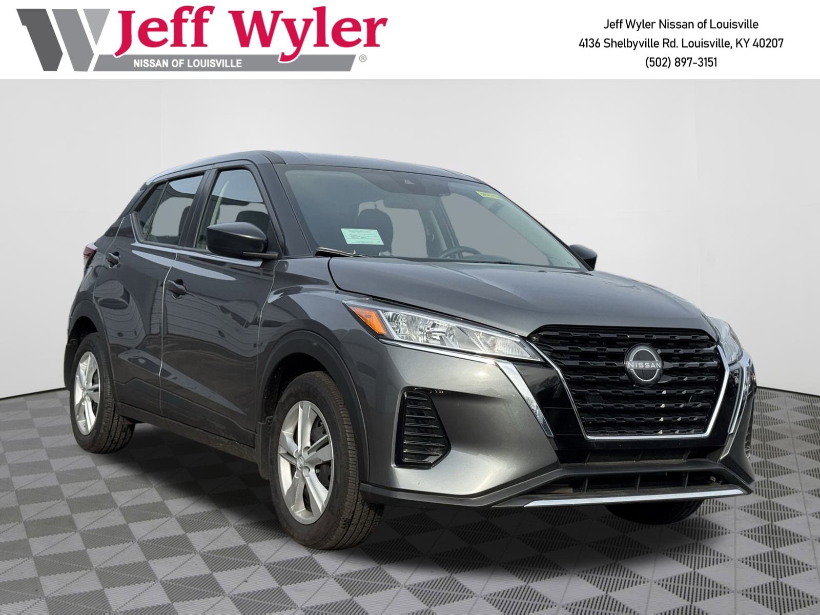 2025 Nissan KICKS PLAY Base's photo